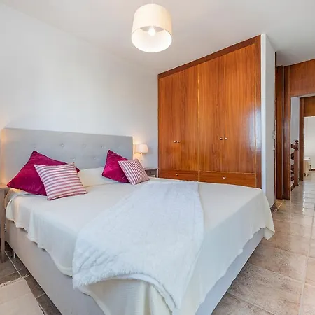 Charming Semi-detached Holiday By The Sea Ii * אלקודיה