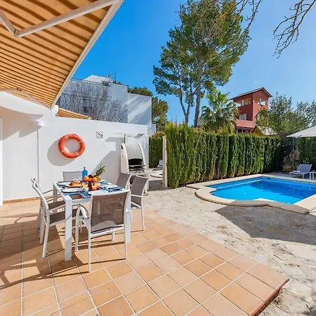 Charming Semi-detached Holiday By The Sea Ii *