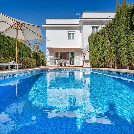 Charming Semi-detached Holiday By The Sea Ii בית נופש *