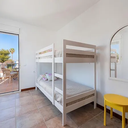 Charming Semi-detached Holiday By The Sea Ii בית נופש *